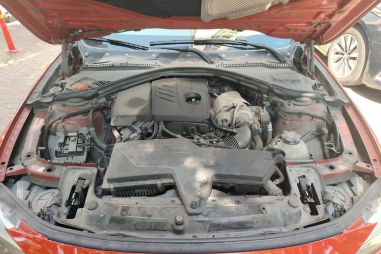 Used BMW 3 Series 2013 316i Active Edition Engine Bay