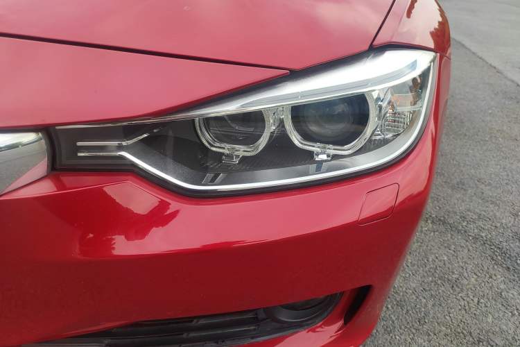 Used BMW 3 Series 2013 320i Sport Edition Exterior 6