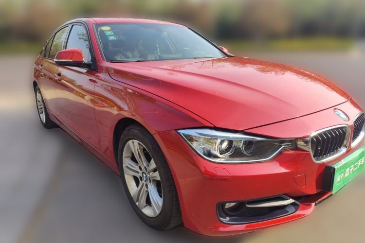 Used BMW 3 Series 2013 320i Sport Edition Front Right 45 Deg