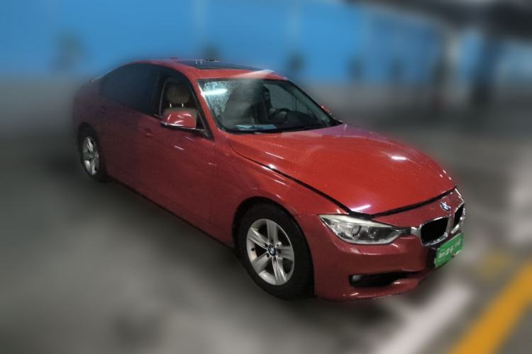 Used BMW 3 Series 2013 320i Sport Edition Front Right 45 Deg