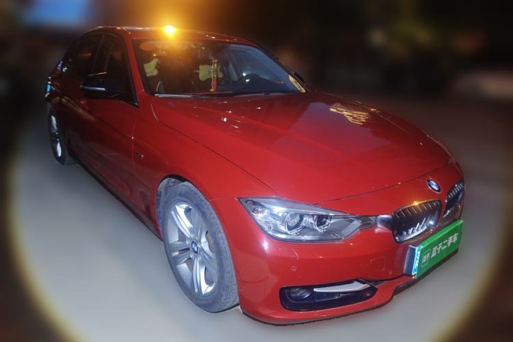 Used BMW 3 Series 2013 Facelifted 328i Sport Design Package Front Right 45 Deg