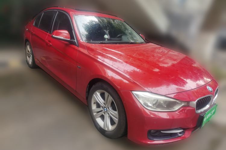 Used BMW 3 Series 2013 328i Sport Design Package Front Right 45 Deg