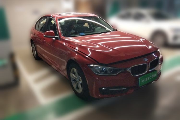 Used BMW 3 Series 2013 320i Sport Edition Front Right 45 Deg