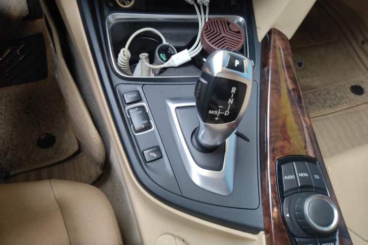 Used BMW 3 Series 2013 320Li Fashion Model Gear Lever