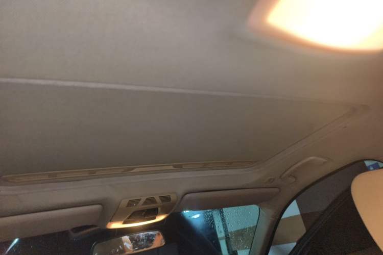 Used BMW 3 Series 2013 320i Sport Edition Headliner