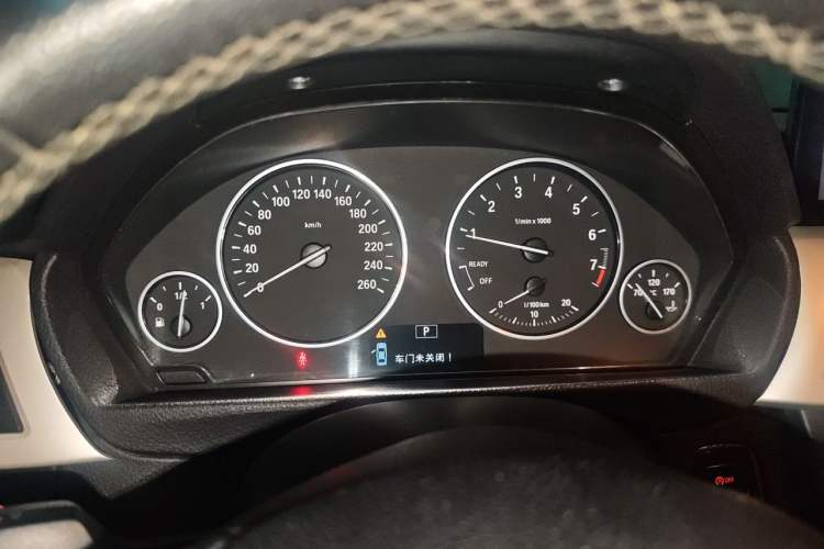 Used BMW 3 Series 2013 320i Sport Edition Instrument Cluster