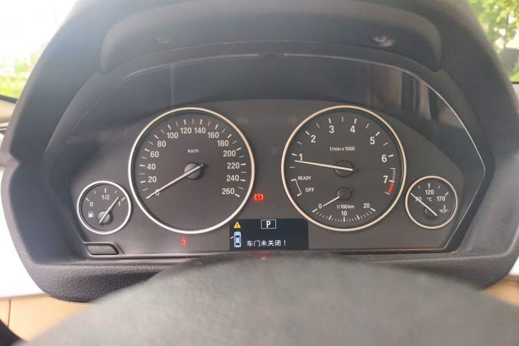 Used BMW 3 Series 2013 320i Sport Edition Instrument Cluster