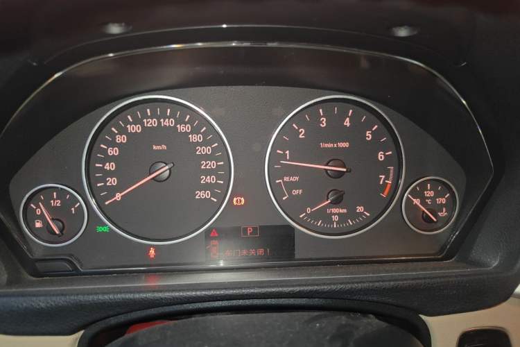 Used BMW 3 Series 2013 320i Sport Edition Instrument Cluster