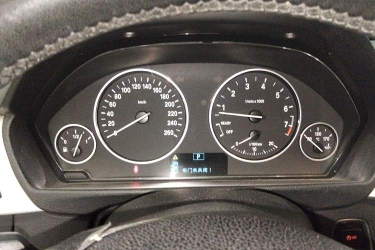 Used BMW 3 Series 2013 320i Sport Edition Instrument Cluster