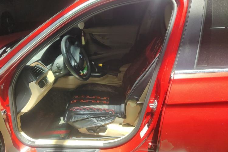 Used BMW 3 Series 2013 320Li Fashion Model Left Front Seat