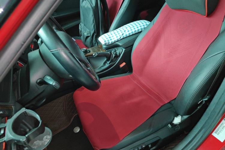 Used BMW 3 Series 2013 320Li Fashion Model Left Front Seat