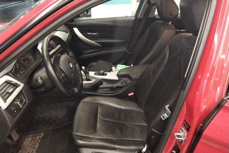Used BMW 3 Series 2013 320i Sport Edition Left Front Seat
