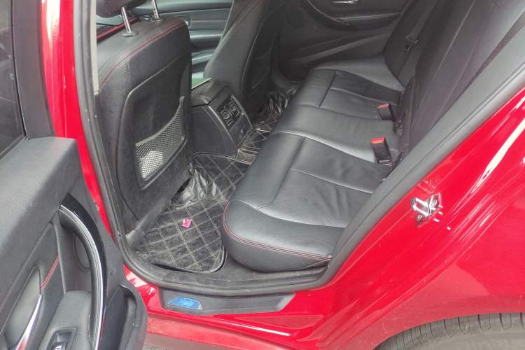 Used BMW 3 Series 2013 320i Sport Design Package Left Rear Seat
