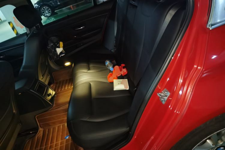 Used BMW 3 Series 2013 320Li Fashion Model Left Rear Seat