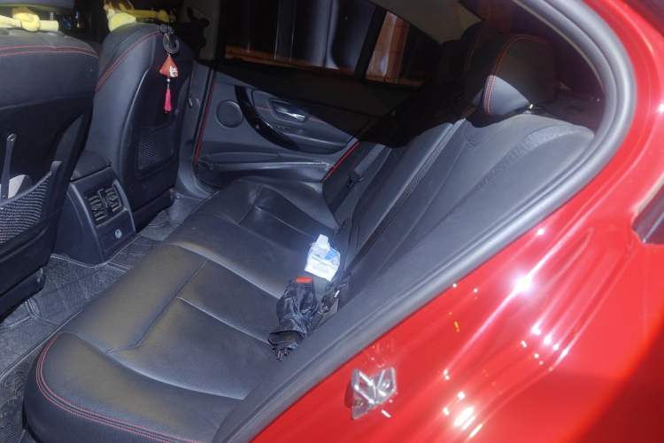 Used BMW 3 Series 2013 Facelifted 328i Sport Design Package Left Rear Seat