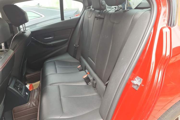 Used BMW 3 Series 2013 Facelifted 328i Sport Design Package Left Rear Seat