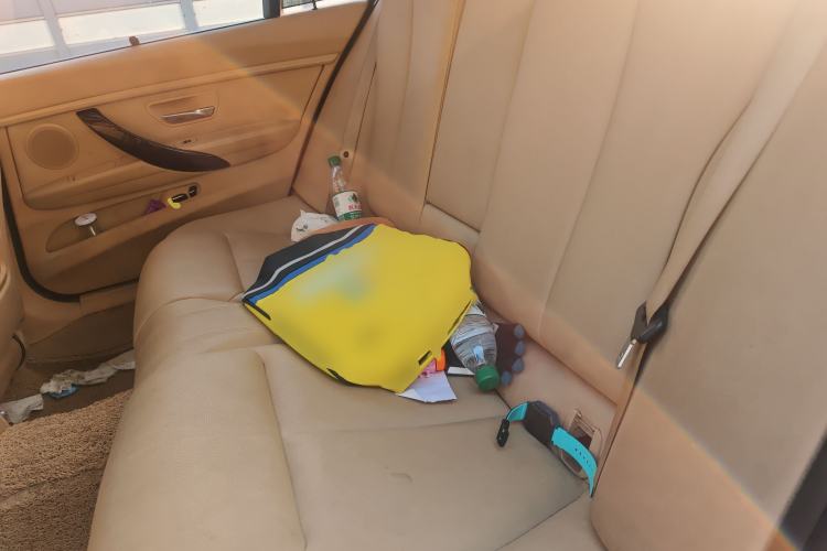 Used BMW 3 Series 2013 320Li Fashion Model Left Rear Seat
