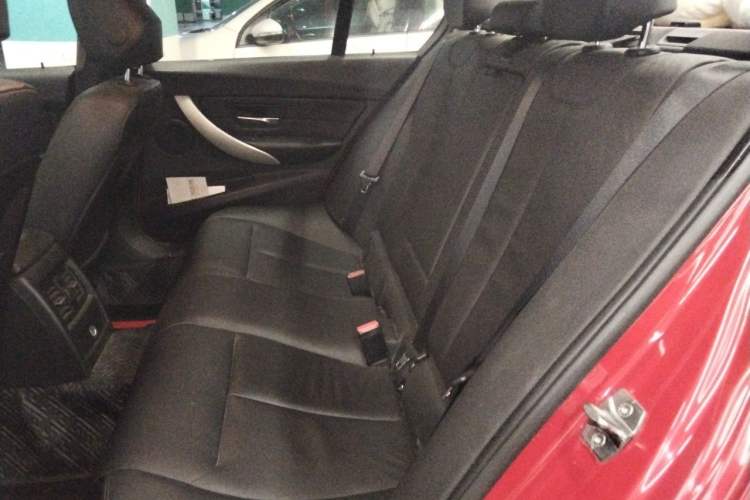 Used BMW 3 Series 2013 320i Sport Edition Left Rear Seat