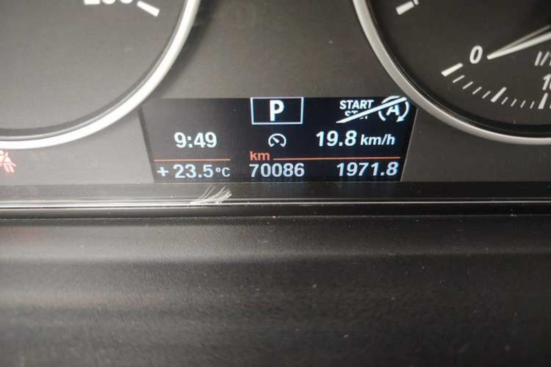 Used BMW 3 Series 2013 316i Active Edition Odometer Close Up