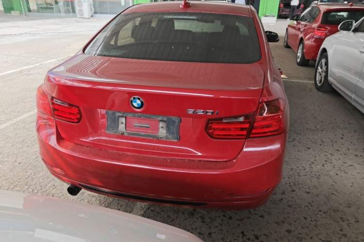 Used BMW 3 Series 2013 320i Sport Design Package Rear