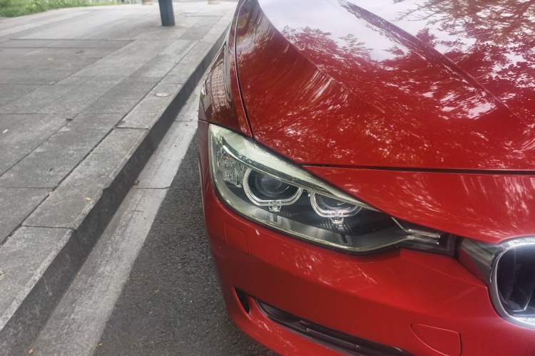Used BMW 3 Series 2013 320i Sport Edition Right Front Headlight