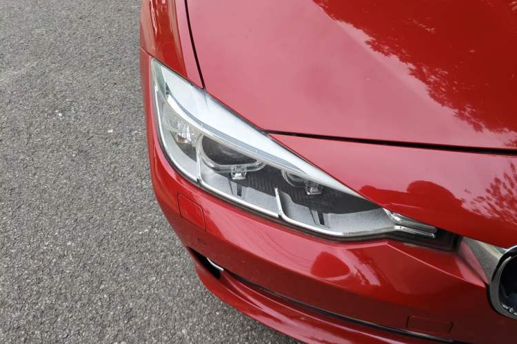 Used BMW 3 Series 2013 320Li Fashion Model Right Front Headlight