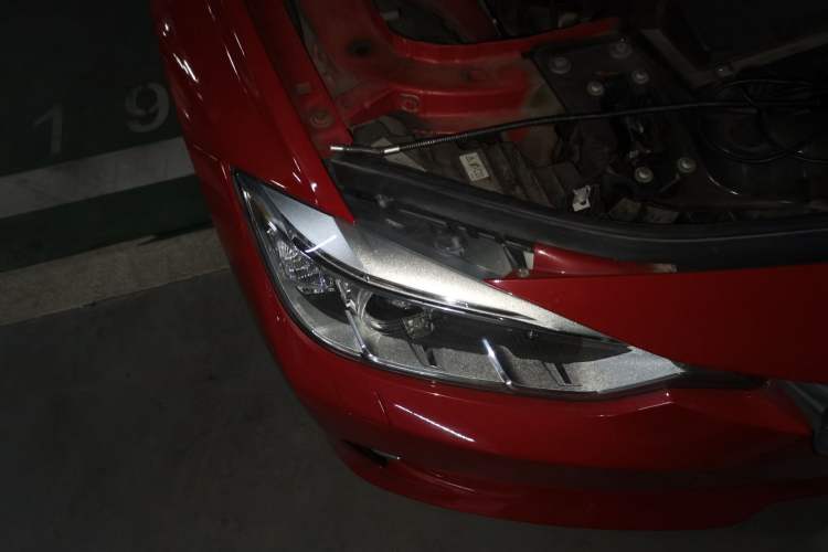 Used BMW 3 Series 2013 320Li Fashion Model Right Front Headlight