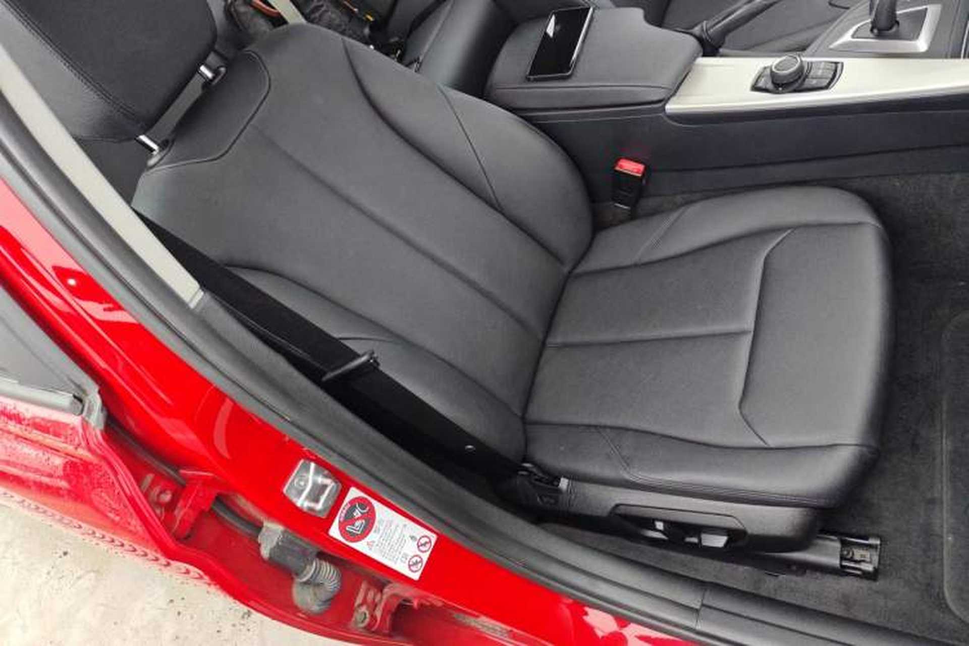 Used BMW 3 Series 2013 320i Sport Touring Edition Right Front Seat