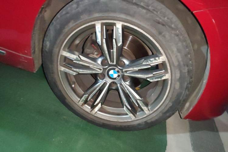 Used BMW 3 Series 2013 Facelifted 320Li Luxury Design Package Right Front Wheel Hub