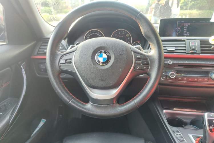 Used BMW 3 Series 2013 320i Sport Edition Steering Wheel