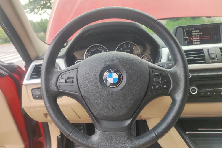 Used BMW 3 Series 2013 320i Sport Edition Steering Wheel