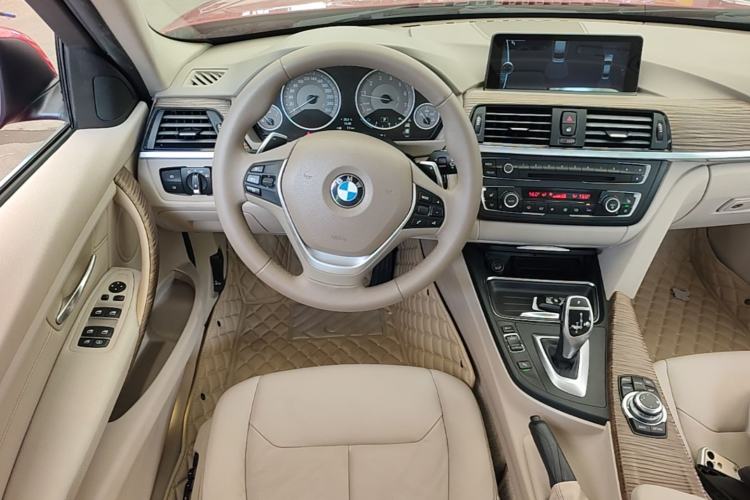 Used BMW 3 Series 2013 320Li Fashion Design Package Steering Wheel