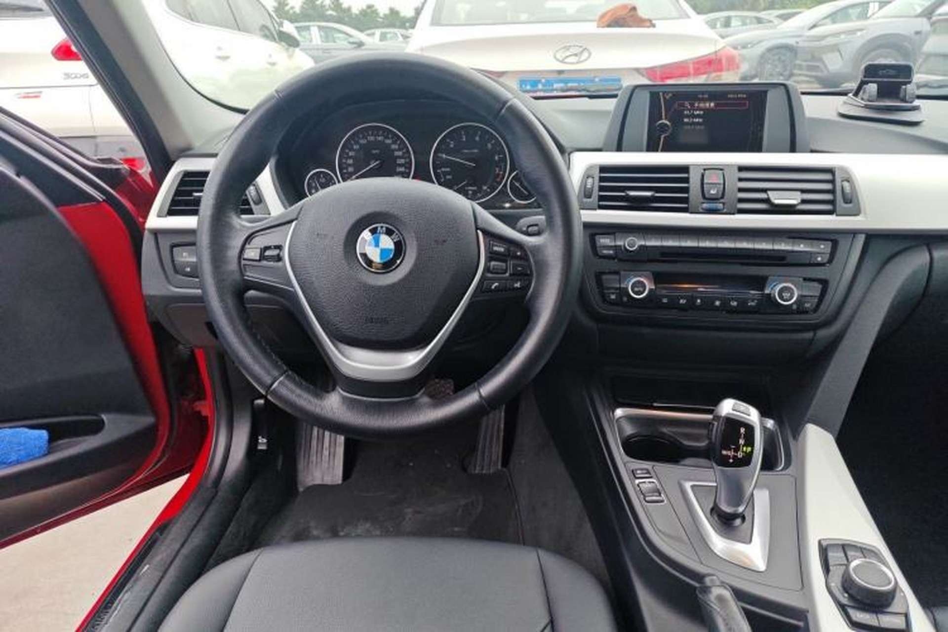 Used BMW 3 Series 2013 320i Sport Touring Edition Steering Wheel