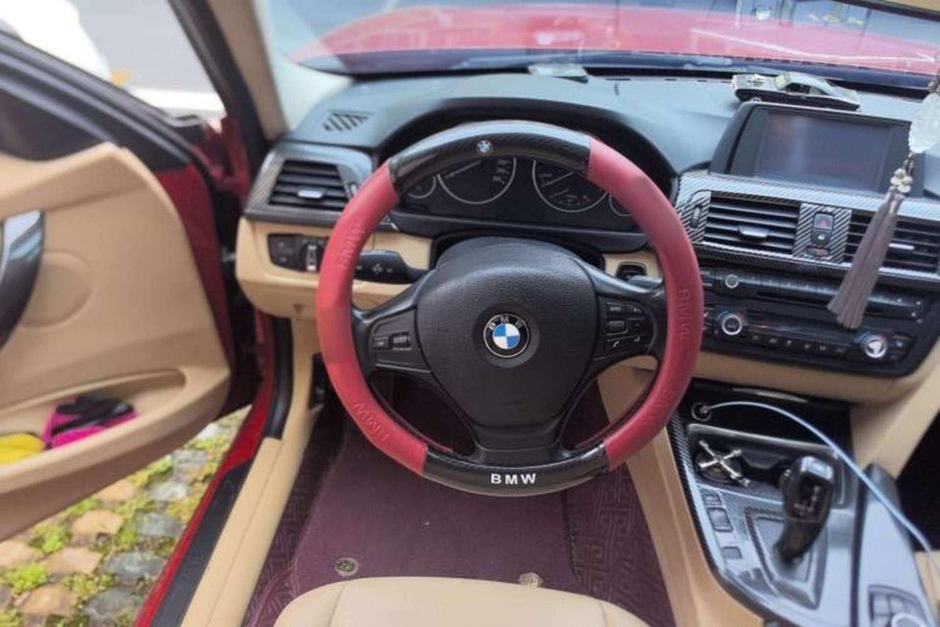 Used BMW 3 Series 2013 320i Sport Edition Steering Wheel