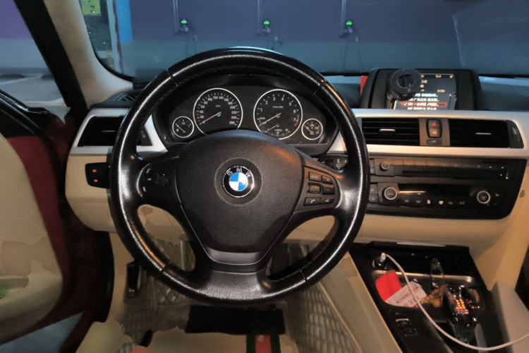 Used BMW 3 Series 2013 320i Sport Edition Steering Wheel