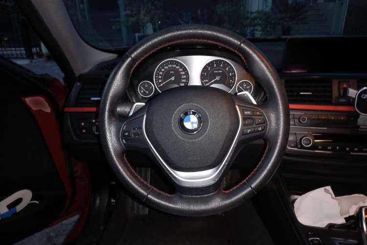 Used BMW 3 Series 2013 320i Sport Design Package Steering Wheel