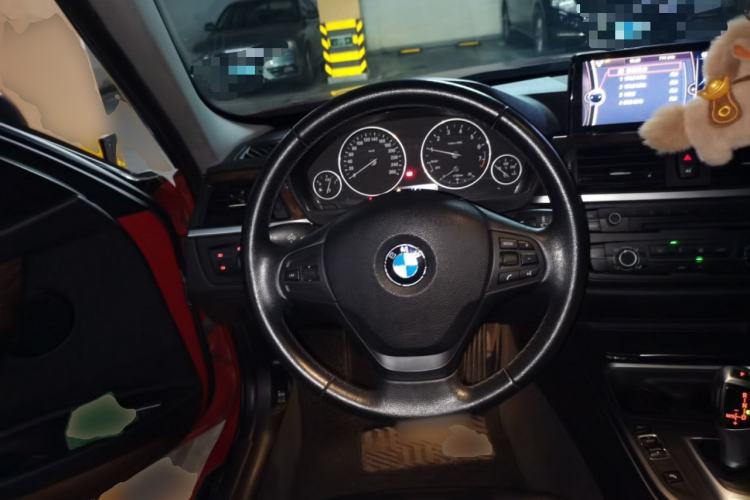 Used BMW 3 Series 2013 320Li Fashion Model Steering Wheel