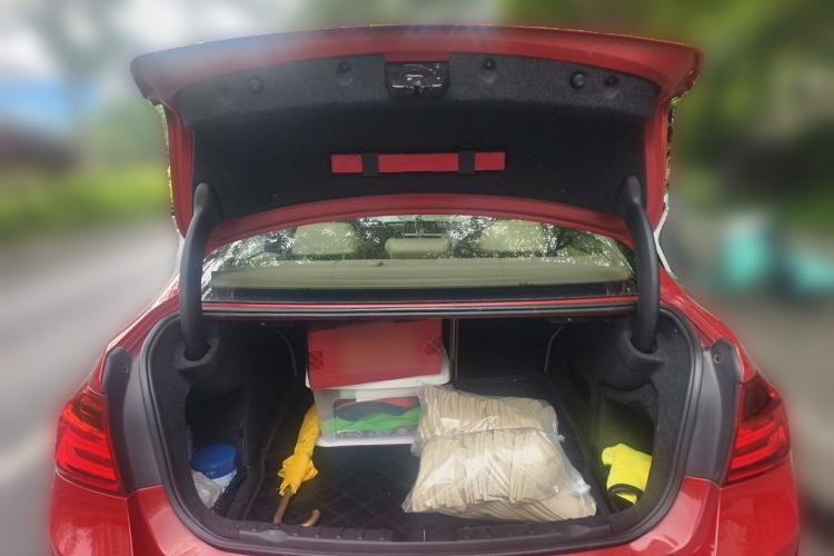 Used BMW 3 Series 2013 320i Sport Edition Trunk