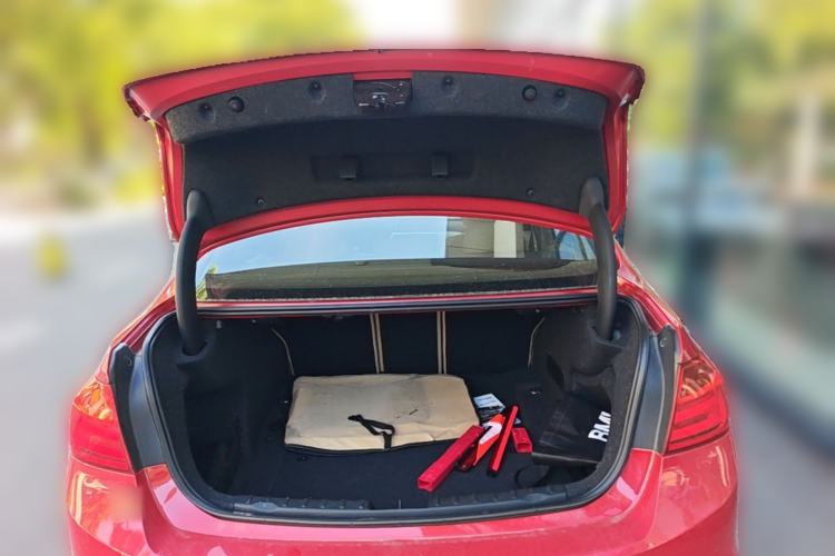 Used BMW 3 Series 2013 320i Active Edition Trunk