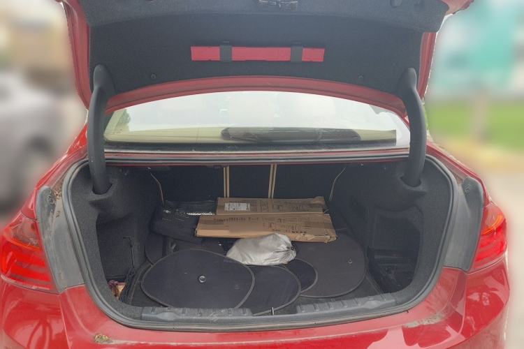 Used BMW 3 Series 2013 320i Sport Edition Trunk