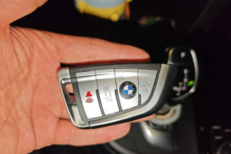 Used BMW 3 Series 2013 328i Sport Design Package Vehicle Key