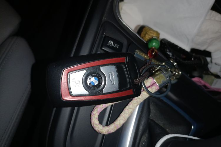 Used BMW 3 Series 2013 320i Sport Design Package Vehicle Key