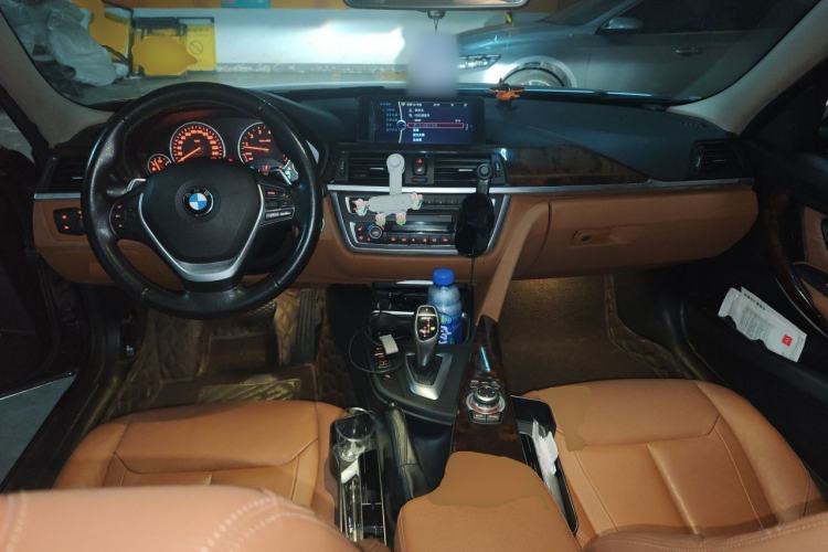 Used BMW 3 Series 2013 328Li Luxury Design Package Center Console