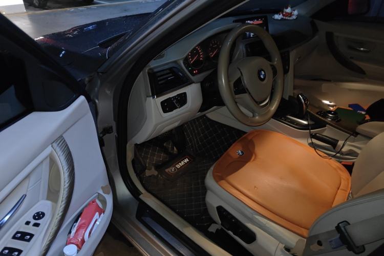 Used BMW 3 Series 2013 320Li Luxury Design Package Driver Seat