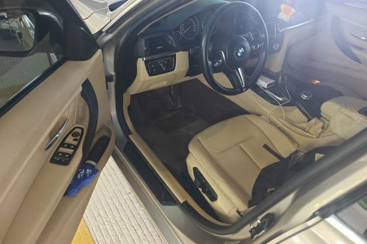 Used BMW 3 Series 2013 320Li Fashion Model Driver Seat