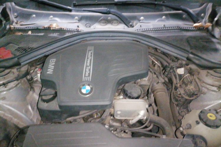 Used BMW 3 Series 2013 328Li Fashion Edition Engine Bay