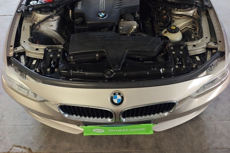 Used BMW 3 Series 2013 320Li Fashion Model Engine Bay