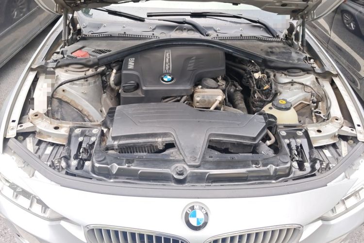 Used BMW 3 Series 2013 320Li Fashion Design Package Engine Bay
