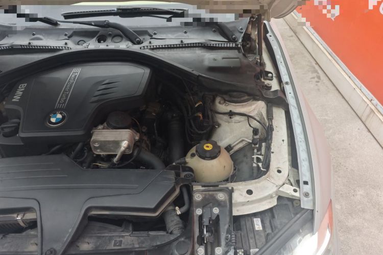 Used BMW 3 Series 2013 320Li Fashion Model Engine Bay Left