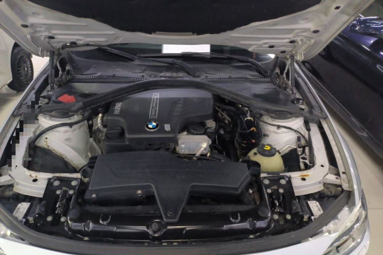 Used BMW 3 Series 2013 328i Sport Design Package Engine Bay